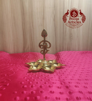 Brass Arumuga Om Vel Vilakku 5.2 Inch