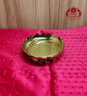 Brass Shree Yantra Lotus Stand 5.1 Inch