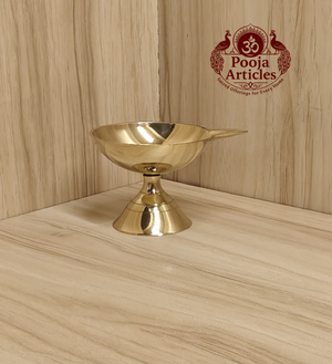 Brass Paan Deep – Handcrafted Traditional Oil Lamp for Pooja, Aarti & Diwali
