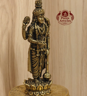 Premium Brass Guruvayoorappan Statue 4 Inch