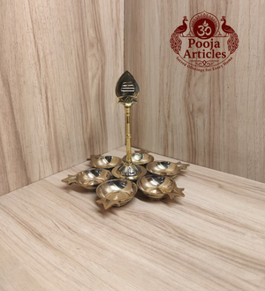 Brass Arumuga Vilakku with Vel 7 Inch