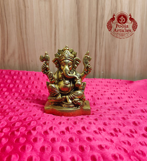 Brass Ganesha Idol with Prabha Halo 3.8 Inch