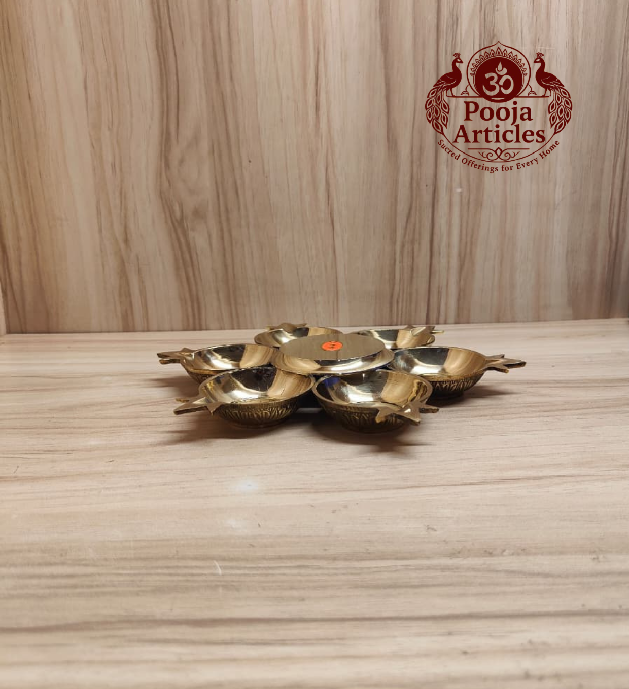 Brass Plain Aarumuga Agal Vilakku 8.5 Inch