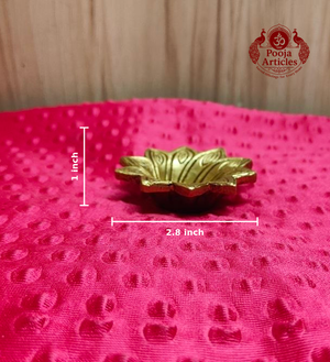 Brass Star-Shaped Flower Diya 1 Inch