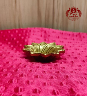 Brass Star-Shaped Flower Diya 1 Inch 