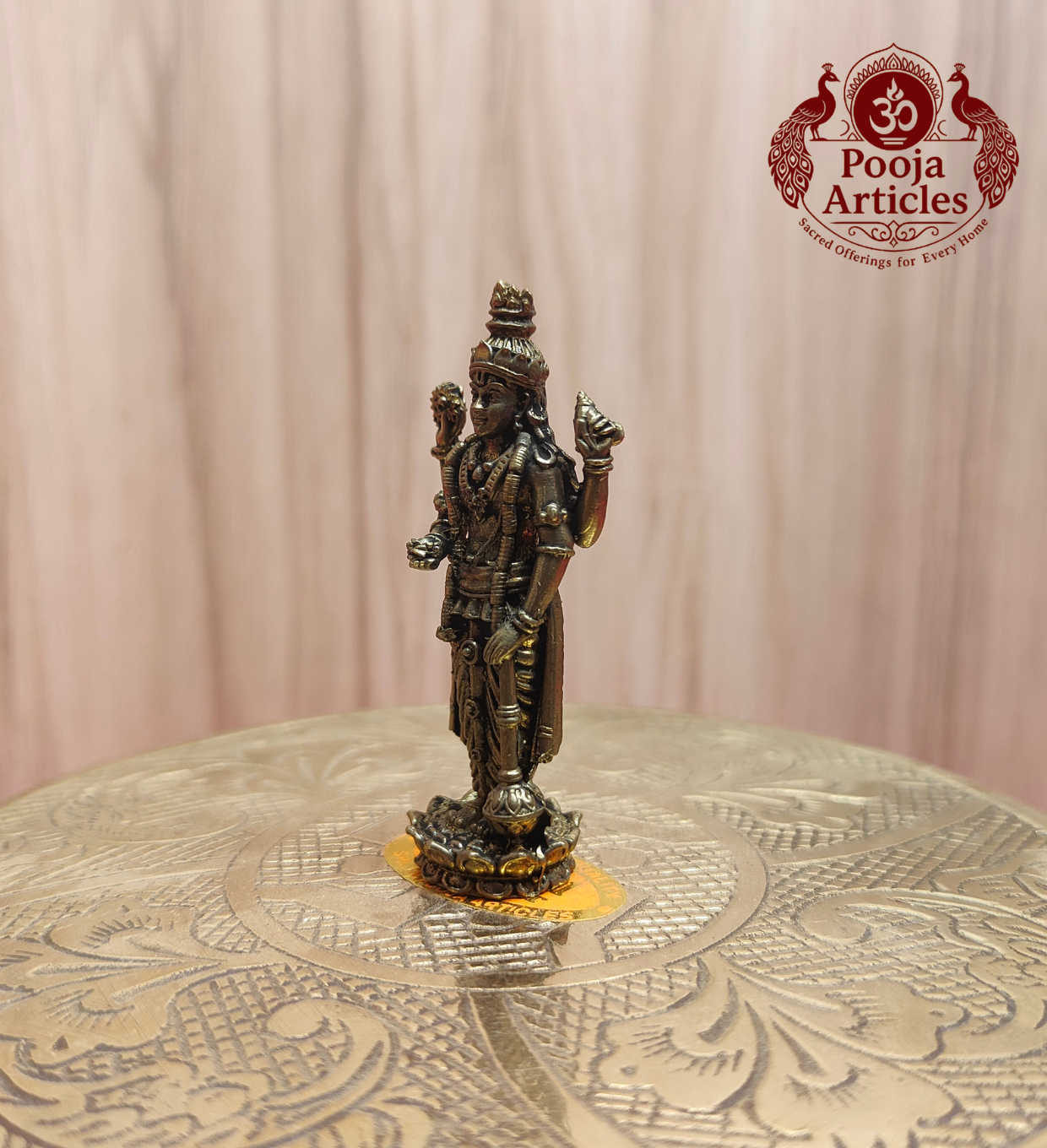 Premium Brass Guruvayoorappan Statue 2.4 Inch - side right three-quarter view